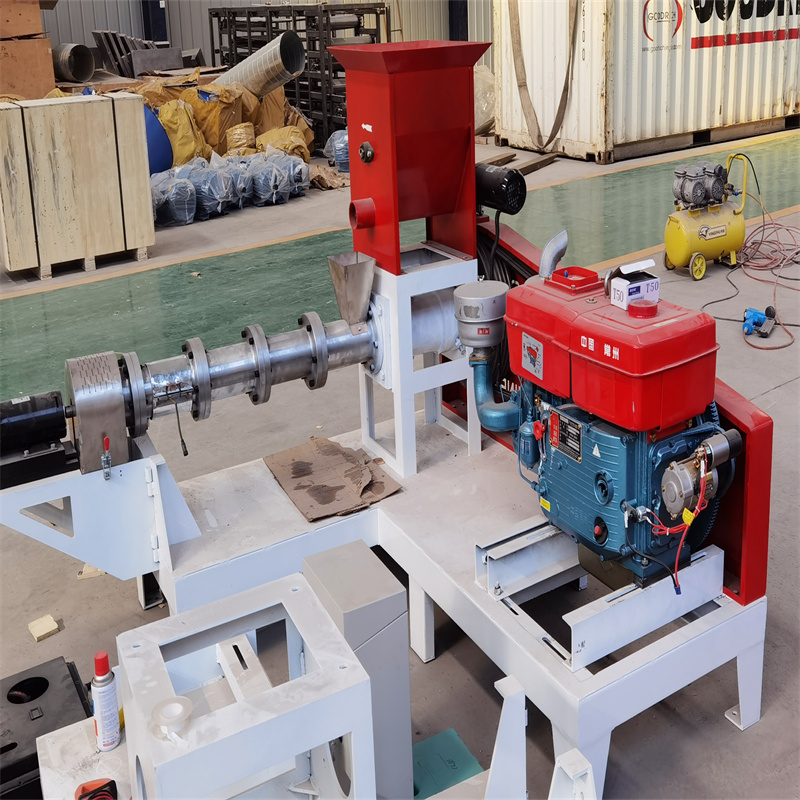 LM80 200-300kg/h Fish Feed Machine by Diesel Engine